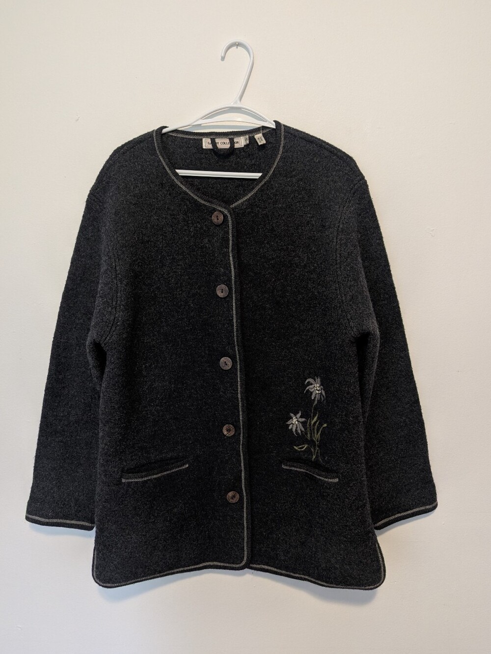 Vintage Gaddy Boiled Wool Cardigan Jacket Embroidered Edelweiss Deer Grey L